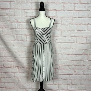 NWOT Kaileigh Stripe Dress Sz Medium